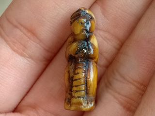 ลิงเขี้ยวแกะหลวงพ่อดิ่ง วัดบางวัว ฉะเชิงเทรา