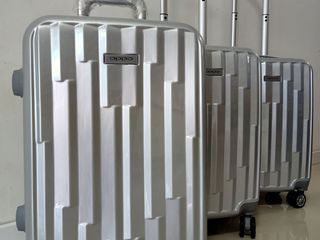 กระเป๋าเดินทาง OPPO 20 นิ้วของแท้ใหม่แกะกล่อง