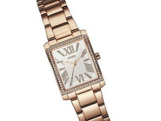 Guess รุ่น W0569L2 หน้าปัดเหลี่ยมหายาก