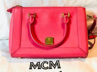 กระเป๋าMCMมือ2 สีชมพู แท้ขายไม่แพง