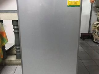 ตู้เย็น Sharp รุ่น sj-m15s