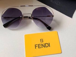 แว่นกันแดด Fendi รุ่นใหม่