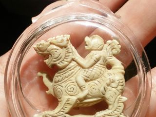 หนุมานนั่งสิงห์อาจารย์เฮง ไพรวัลย์ สวยมากๆ