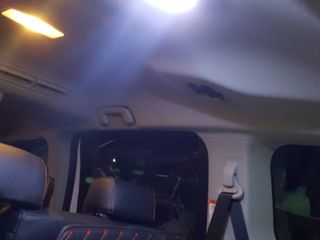 ไฟฉุกเฉินไฟเพิ่มความสว่างในรถยนต์