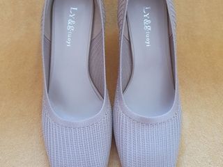 รองเท้าส้นสูง LY&Gรุ่น luoyi