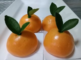 ซาลาเปาลูกส้ม ไส้ถั่วเขียวกวน อบควันเทียน