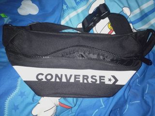 กระเป๋า converse ของแท้