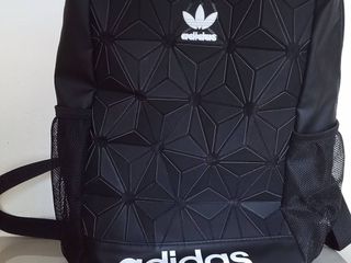 กระเป๋า Adidas