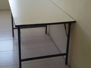 โต๊ะพับได้ขาเหล็ก มือสอง 75 x 120 cm
