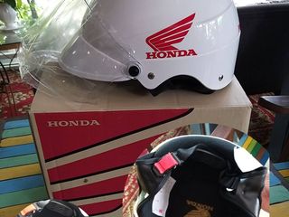 หมวกกันน็อค Honda แท้