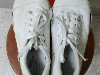 รองเท้าผ้าใบ สีขาว Tokio  มือสอง size 38