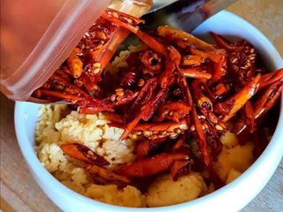 พริกกรอบ พริกทอด พริกคั่วงา ชื้อ1แถม1