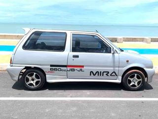 ขายรถ มิร่า Mira Daihatsu สี บรอนซ์เงิน ปี 47 ทะเบียน สงขลา