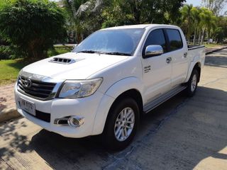 ขายรถบ้าน Toyota prerunner ปี 2013 จ.นนทบุรี