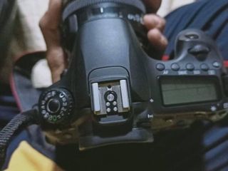กล้อง canon พร้อมอุปกรณ์พร้อมเลนส์ครบทุกอย่างสภาพดี