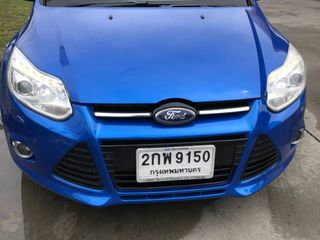 ขาย รถยนต์ FORD FOCUS Top มีซันรูฟ สีน้ำเงิน ปี2012
