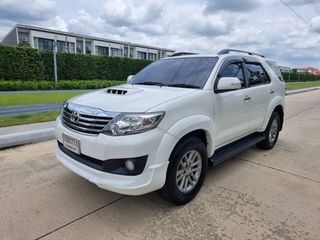 Fortuner 3.0V (A/T) 2WD ปี2012 (Model พิเศษ 50 ปี)
