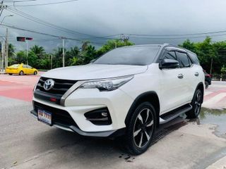 TOYOTA FORTUNER 2.8 TRD SPORTIVO BLACK TOP 4WD 2019