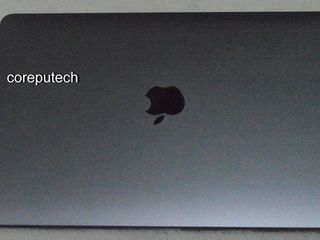 MacBook Air 13-inch Core i3 RAM 8GB. SSD 256GB 2020