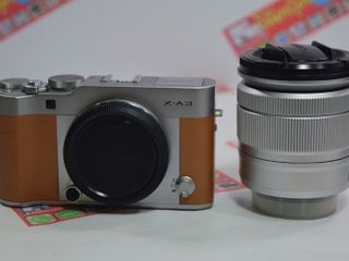 กล้อง Fujifilm X-A3 เลนส์ 16-50 mm อดีตศูนย์ไทย อุปกรณ์ครบ