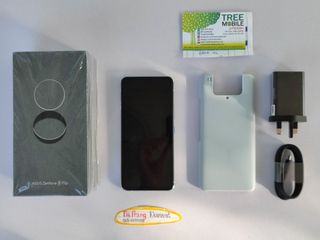 ขาย ZenFone 8 Flip 5G สี Silver Snapdragon 888