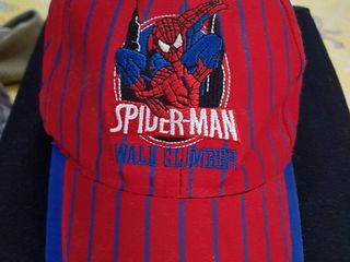หมวกแก๊ปผ้าสีแดง Spider man สีแดง