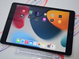 รุ่นใหม่ สภาพ 99 iPad Gen 9 64GB Wifi Space Grey TH ประกันศ