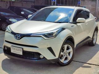 Toyota CH-R 1.8 MID hybrid ปี 2018