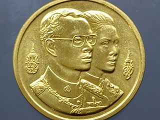 เหรียญทองคำ (หนัก 1 บาท) ที่ระลึกเฉลิมพระชนมพรรษา 60 พรรษา