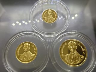 เหรียญทองคำ ครบชุด 3 เหรียญ ที่ระลึก 60 พรรษา รัชกาลที่9