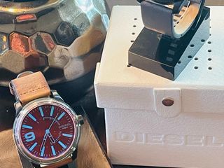 นาฬิกาดีเซล Diesel ของใหม่ รุ่น DZ1776 ดำ และ DZ1876 ปรอทส้ม