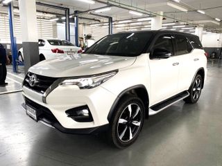 TOYOTA FORTUNER 2.8TRD SPORTIVO 4WD