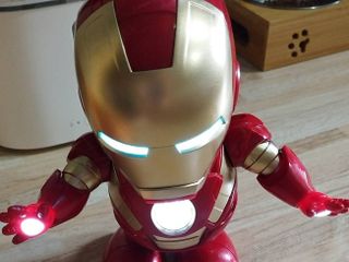 ขายตุ๊กตา Iron Man ฮีโร่เต้นได้  สินค้าใหม่