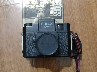 ขายกล้องฟิล์ม HOLGA 120N สภาพใหม่ เลนส์ สวยใส สภาพดี