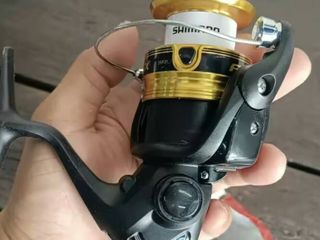 รอกสปินนิ่ง shimano fx c3000