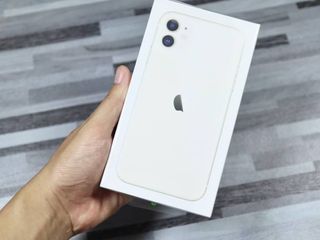 iPhone 11 64gb เครื่องศูนย์ไทย