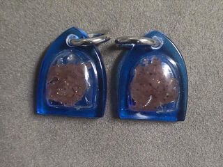 สีผึ้งผยอง ชิ้นละ299 ครูบาวัดไม้ฮุง