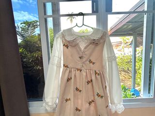 ชุดเซท2ชิ้นเดรสสายเดี่ยวบวกเสื้อเชิ้ตเเขนยาวลายวินเทจใส่สวย