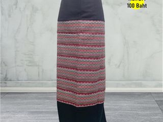 ผ้าถุงสำเร็จรูปแบบป้ายเย็บเชือกผูกเอวสีดำ9271