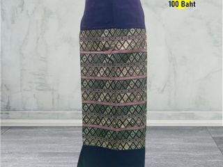 ผ้าถุงสำเร็จรูปแบบป้ายเย็บเชือกผูกเอวสีน้ำเงิน9399