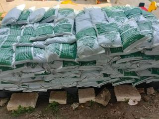 ดินปลูกต้นไม้..ดินเพาะปลูก..(1ถุง5โล)