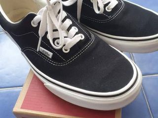 รองเท้า vans era 
Size43.