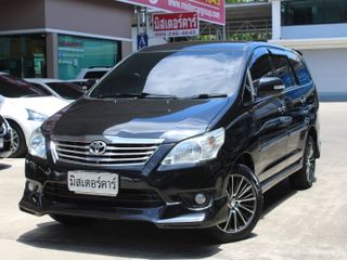 2013 TOYOTA INNOVA 2.0V ฟรีดาวน์