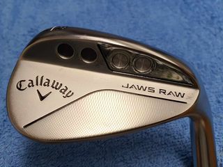 เวดจ์ 52 CALLAWAY JAWS RAW