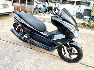 ขายสดผ่อนHonda Pcx125iหัวฉีดสภาพเดิมๆเครื่องยนต์ดีเล่มครบภาษ