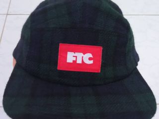 หมวกทรงไฟร์พาแนลปีกตรงแบรน FTC สเก็ตบอททรงสวยสภาพใหม่