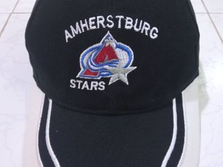 หมวกทรงปีกโค้งทีมฮอคกี้ ทรงสวยสภาพใหม่