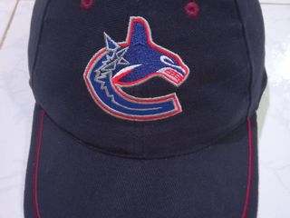 หมวกทรงปีกโค้งทีมฮอคกี้ ทรงสวยสภาพใหม่