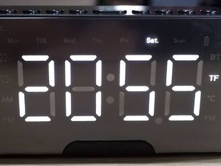 ขายนาฬิกาลำโพงบลูทูธไร้สายแบบพกพา (WIRELESS CLOCK SPEAKER)