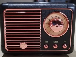 ขายลำโพงบลูทูธไร้สายแบบพกพาสไตล์มินิมอล วินเทจย้อนยุค